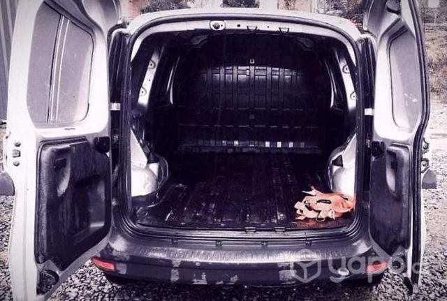 Lada largus 1.6 2018