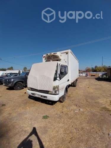 Camion 3/4 5.000kg furgonado mitsubishi