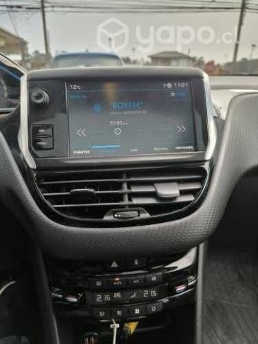 Vendo Peugeot 2008 diesel año 2020