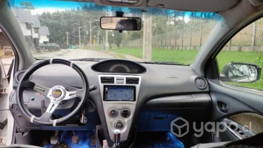 Toyota Yaris 2006