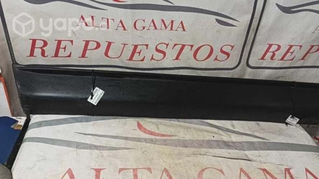 Moldura inferior de puerta D-LH Ford Edge 2011