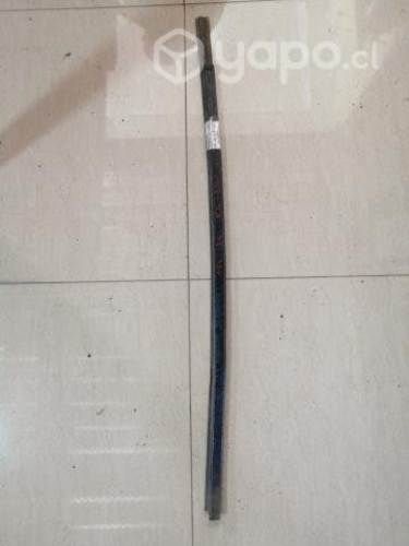 Moldura lame vidrio del Izq Nissan Terrano 2014