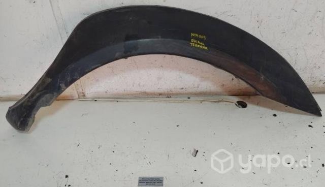 Moldura Pasa Rueda Del Der (NTA009) Terrano 2.5 MX