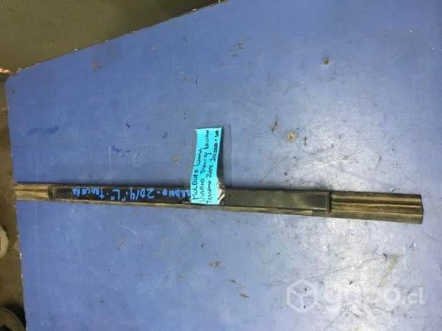 Moldura lame vidrio trasera izq Nissan Terrano