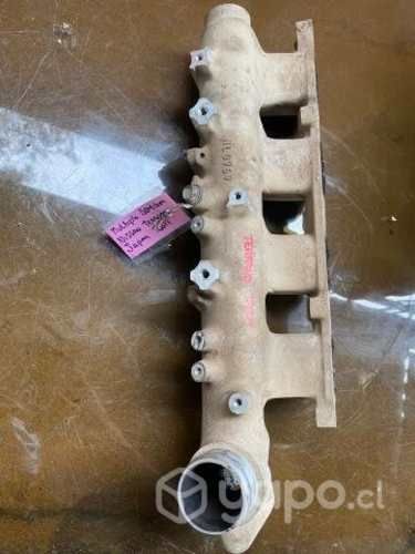 Multiple admision Nissan Terrano Japón 2011