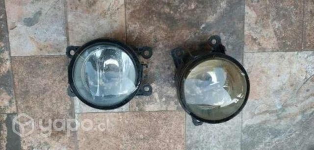 Neblineros Suzuki Grand nomade