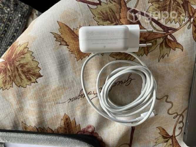 Notebook mac air m1 con cargador original de cero