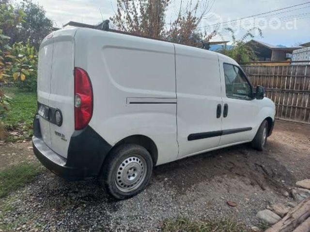 Fiat doblo maxi año 2011 1.3