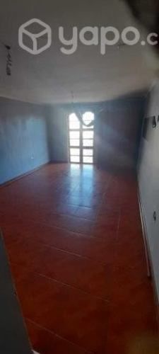 Se arrienda amplia casa