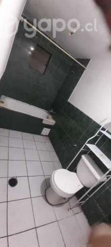 Se arrienda amplia casa