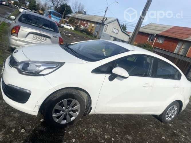 Kia río 4 2016