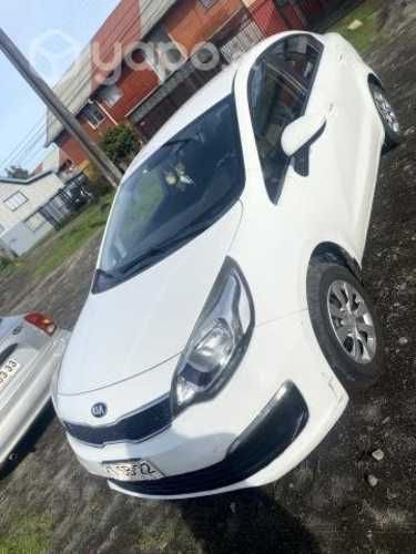 Kia río 4 2016