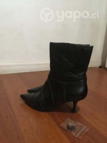 Botín mujer negro 35