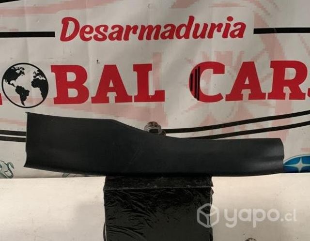 Moldura zócalo central der TOYOTA COROLLA CROSS