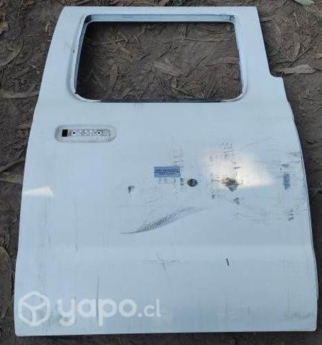 Puerta Trasera Derecha (NTA220) Nissan Terrano Mex