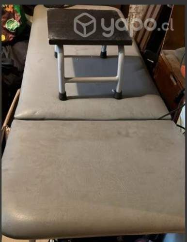 Camilla reclinable con escalinata