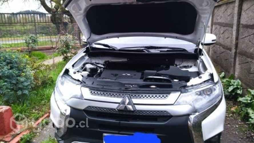 Vendo excelente mitsubichi outlander 2021