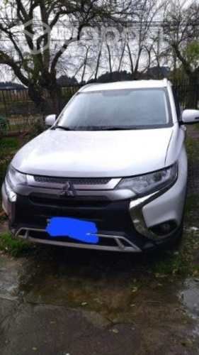 Vendo excelente mitsubichi outlander 2021