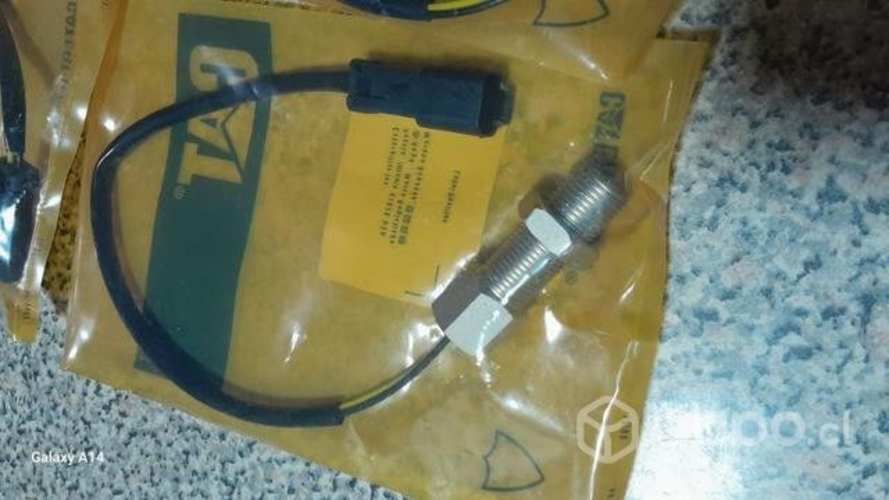 Sensor de RPM motor excavadora Caterpillar 320D yC