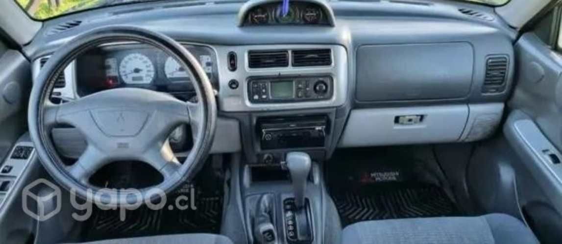 Mitsubishi Montero Sport