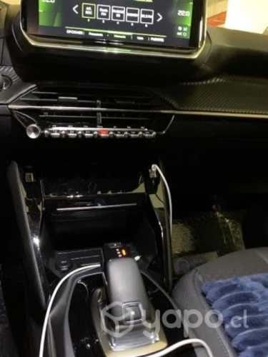 Peugeot 2008 1.2 automático año 2021