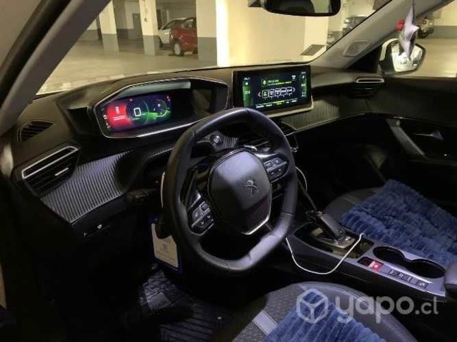 Peugeot 2008 1.2 automático año 2021