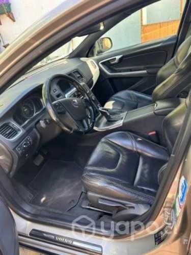 Muybuen precio volvoS60 funcionando sin detalles