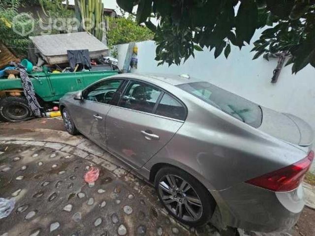 Muybuen precio volvoS60 funcionando sin detalles