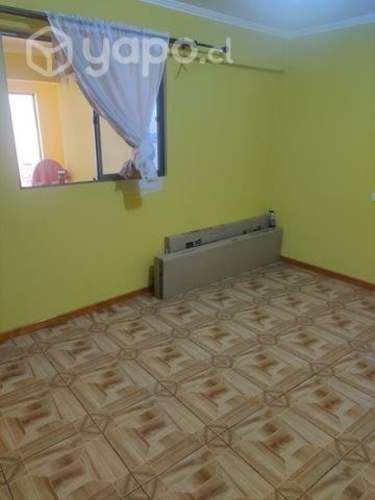 Se arrienda pieza calle caracoles