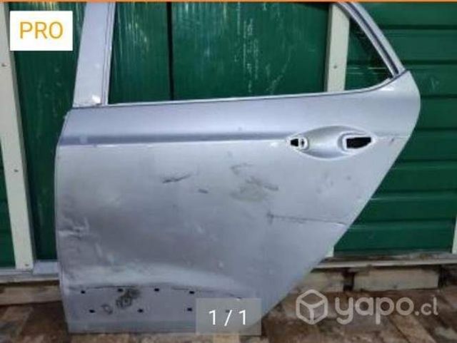 Puerta trasera izquierda Hyundai Grand i10