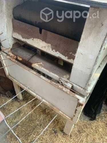 Formadora de masa hypo, con todo sus componentes