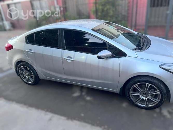 Kia motors cerato 2014