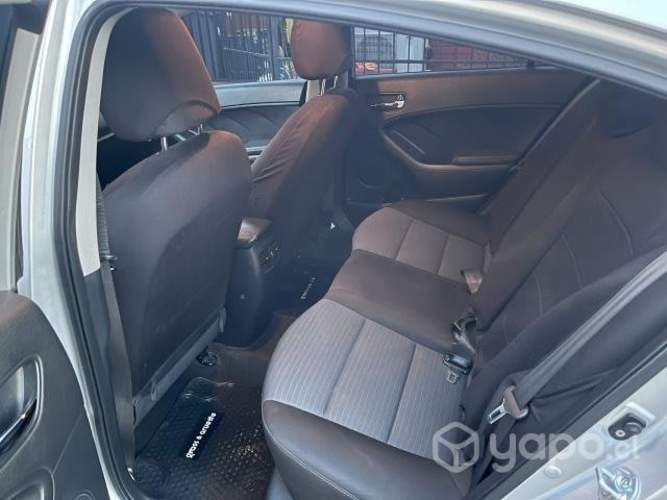 Kia motors cerato 2014