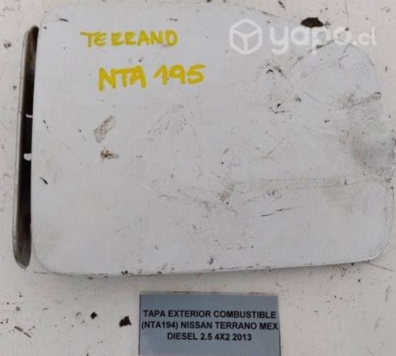 Tapa Exterior Combustible (NTA194) Nissan Terrano