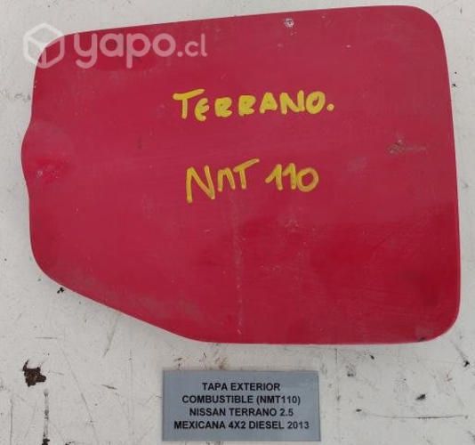 Tapa Exterior Combustible (NMT110) Nissan Terrano