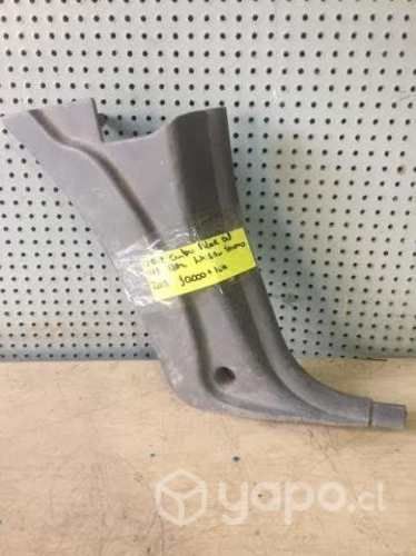 Tapiz cubre pilar del Inf derecho Nissan Terrano