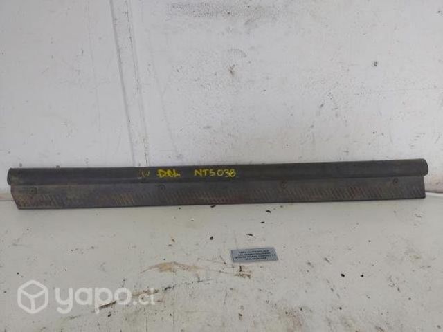 Tapiz Cubre Zocalo Del Izq (NTS038) Terrano 2.5