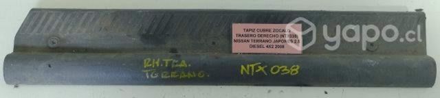 Tapiz Cubre Zocalo Tras Der (NTX038) Terrano Japon