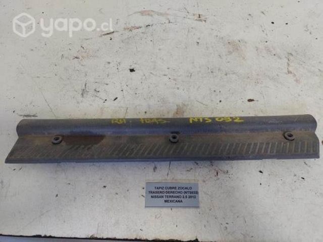 Tapiz Cubre Zocalo Tras Der (NTS032) Terrano 2.5