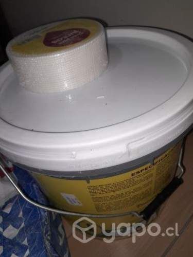 Pasta muro, masilla base y cinta americana