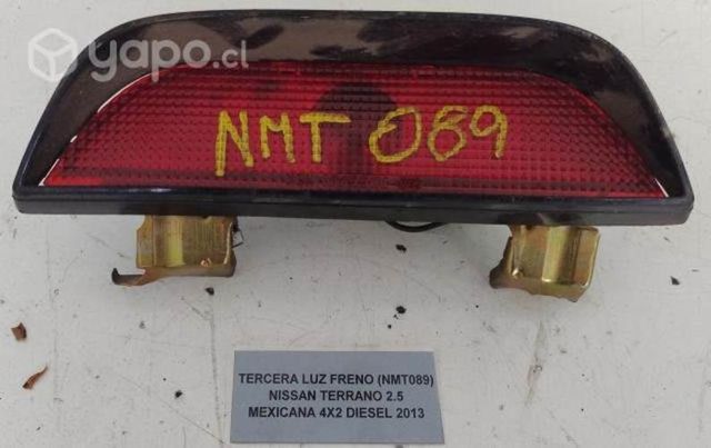 Tercera Luz Freno (NMT089) Nissan Terrano 2.5 Mexi