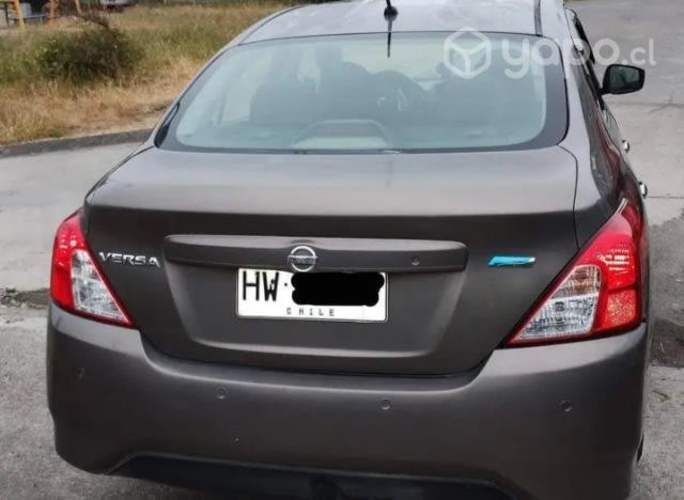 Se vende Nissan Versa