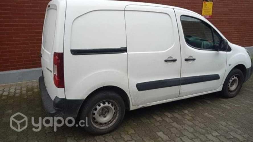 Vendo peugeot partner 2018