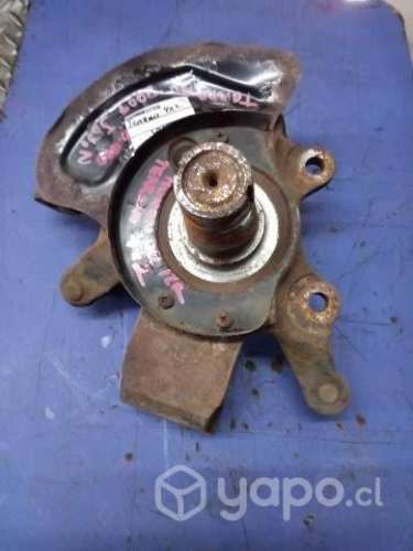 Munon delantero izquierdo Nissan Terrano 4x2 alta