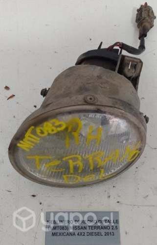 Neblinero Derecho Detalle (NMT083) Nissan Terrano