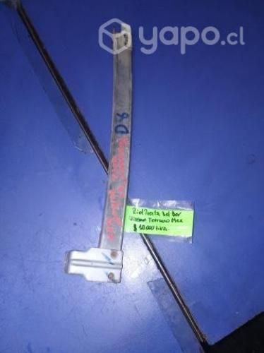 Riel vidrio puerta delantera der Nissan Terrano