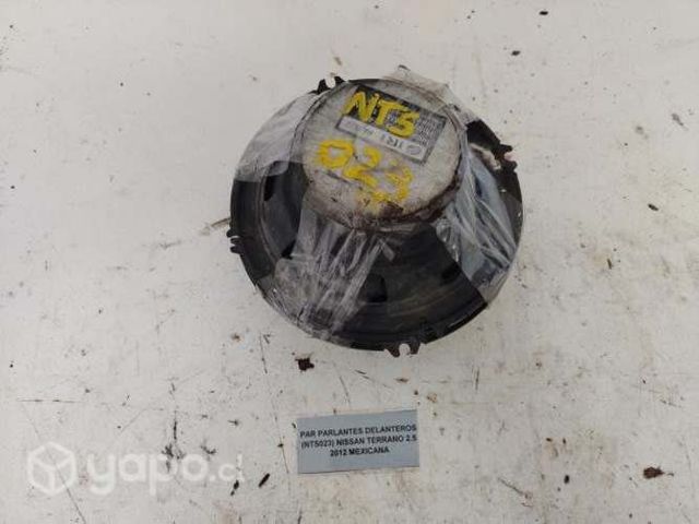Par Parlantes Delanteros (NTS023) Nissan Terrano