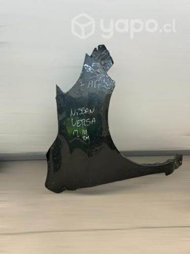 Tapabarro Rh Nissan versa