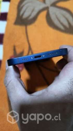 IPhone 12 azul
