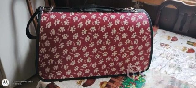 Hermosa casita para mascota gato o perrito.